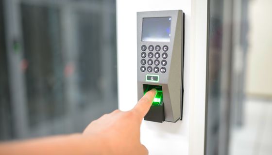 Fingerprint scanner for secure digital identity